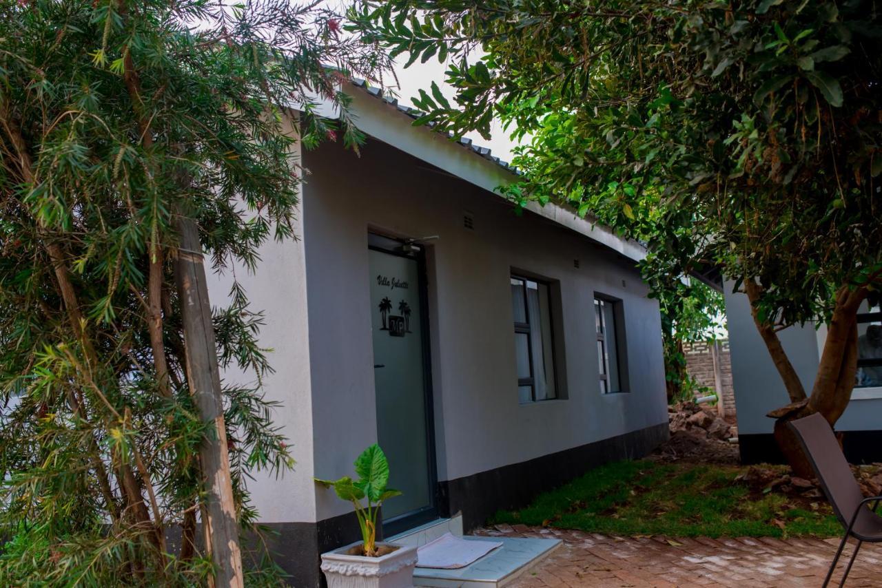 Mt Pleasant Bed And Breakfast Ltd Harare Exterior photo
